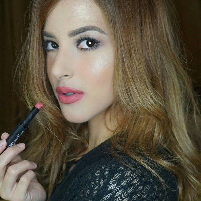 [TAMPIL CANTIK]  Elsheskin Matte Lipstik warna Autum  BURUAN DIORDER