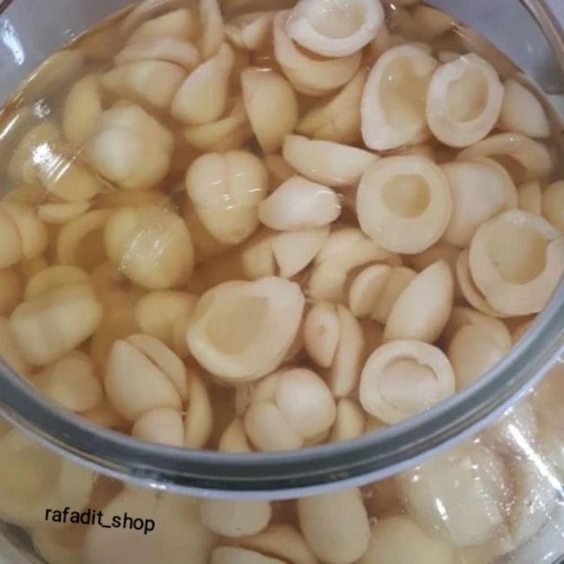 

Manisan Buah Salak Berkuah Netto. 500gram