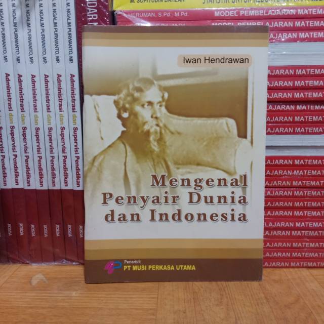 

BUKU ORI - MENGENAL PENYAIR DUNIA DAN INDONESIA