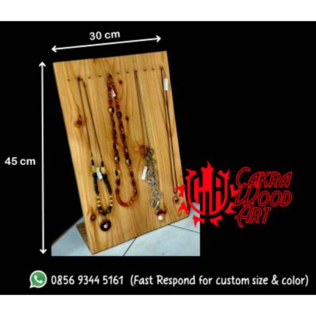 Display kalung kayu/cantolan untuk kalung dari kayu