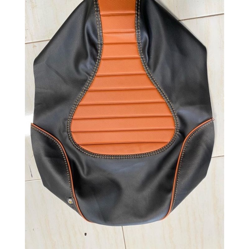kulit jok sadel vespa metic primavera sprint 150