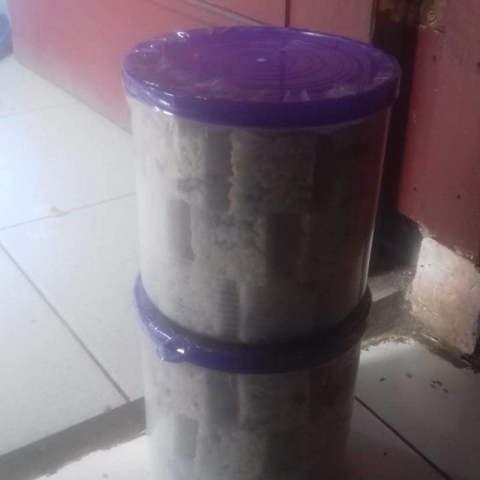 

KETAN-BERAS- CEMILAN TRADISIONAL JIPANG KETAN -BERAS-KETAN.