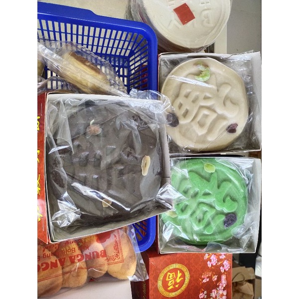 

Kue Bulan Neng Ko / Mooncake Nengko Piala Mas