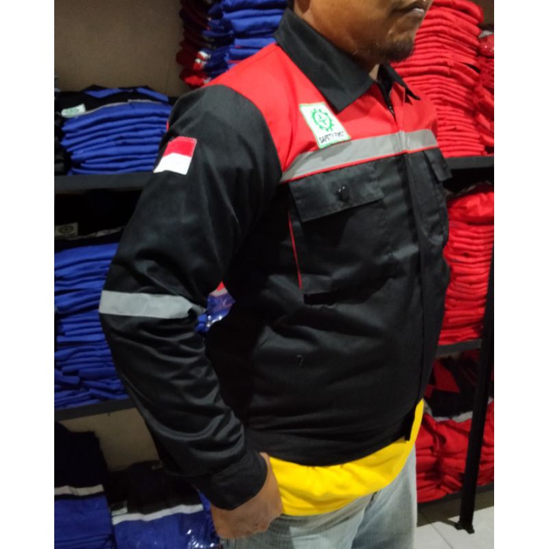 WEARPACK SAFETY / KEMEJA SAFETY / BAJU SAFETY LENGAN PANJANG / BAJU PROYEK KEREN / BAJU KERJA PRIA PROYEK / BAJU KERJA PIRA LAPANGAN / BAJU MEKANIK / BAJU WEARPACK / WERFAK PRIA KERJA / BAJU WEARPACK KERJA PROYEK / BAJU TAMBANG / HITAM MERAH