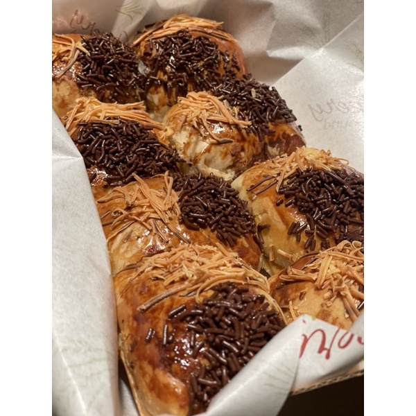 

Bolen pisang coklat keju isi 8