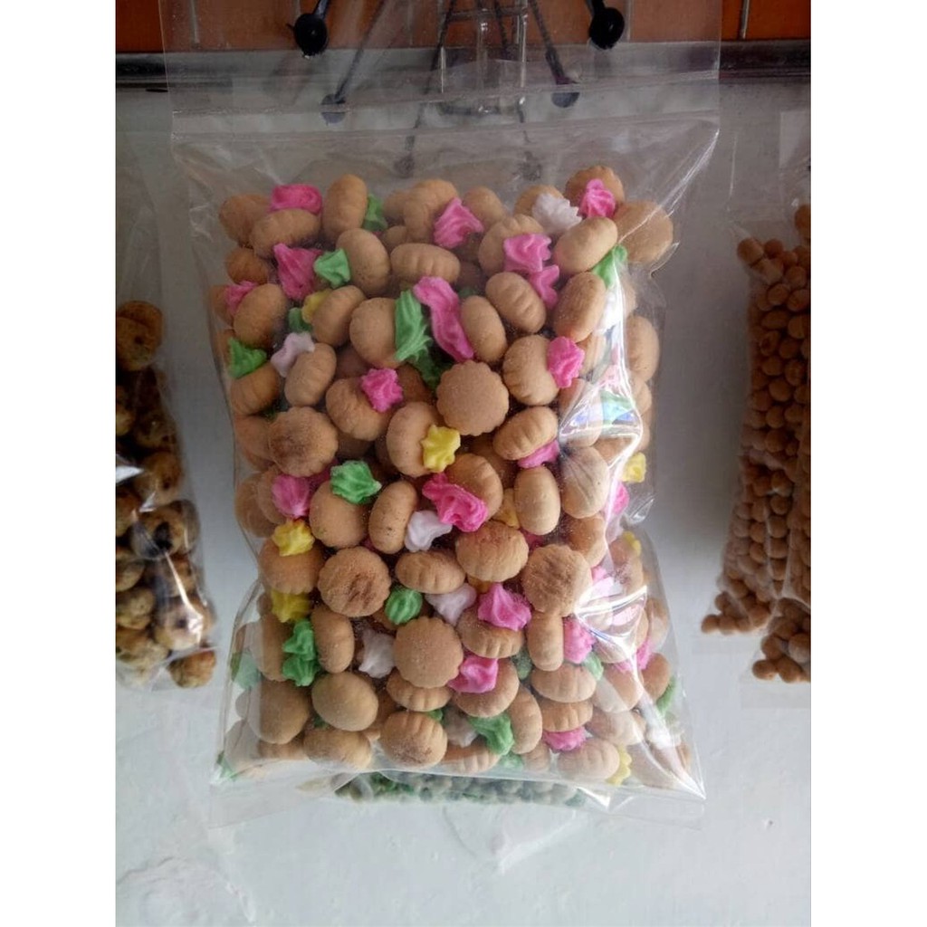 

JSB Snack - Kue Gemrose Kancing Monas Kue Jadul 125 gr - Grosir Snack Kiloan
