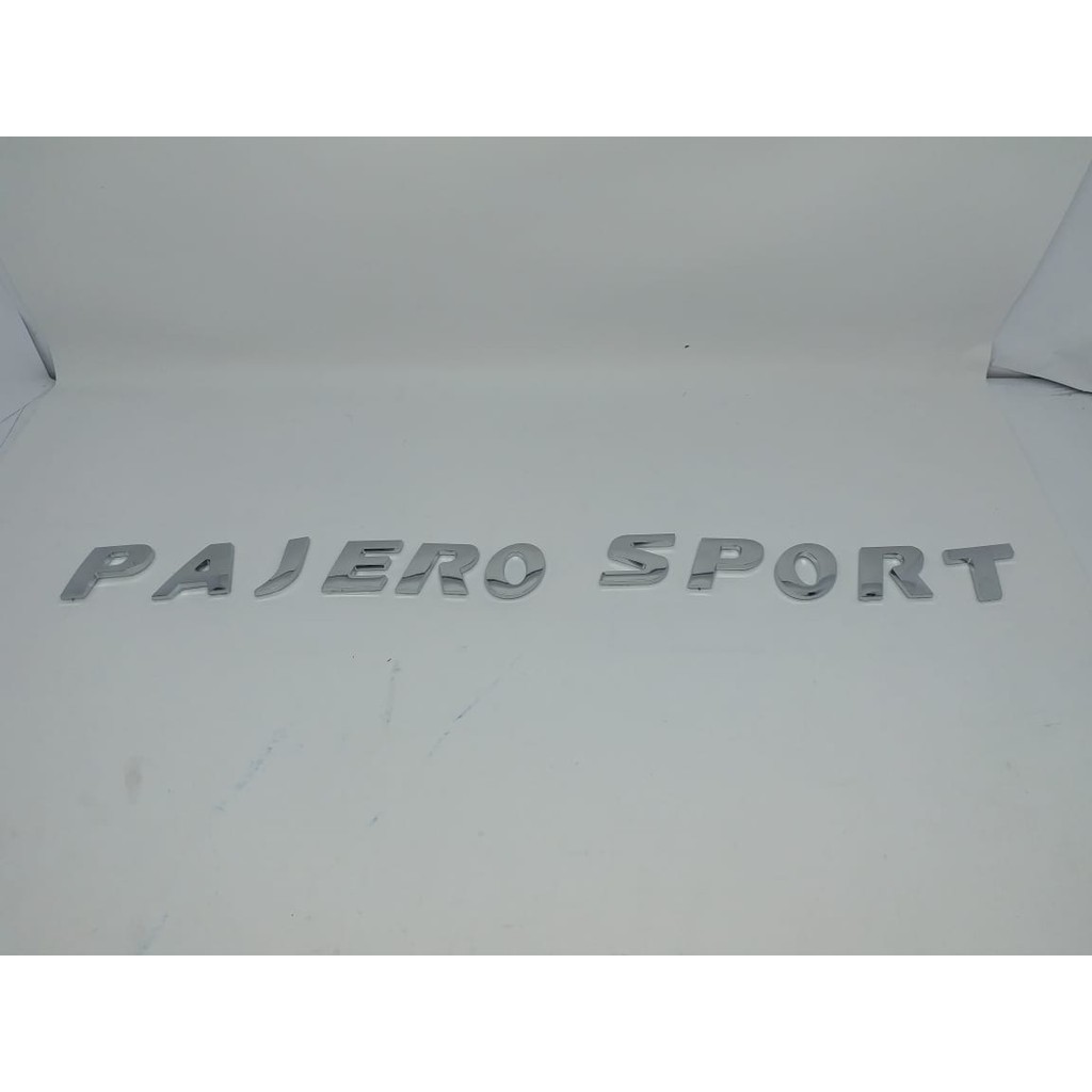 Emblem Hood moulding  PAJERO SPORT  buat All New Pajero