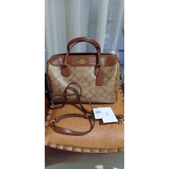Tas coach Bennet preloved