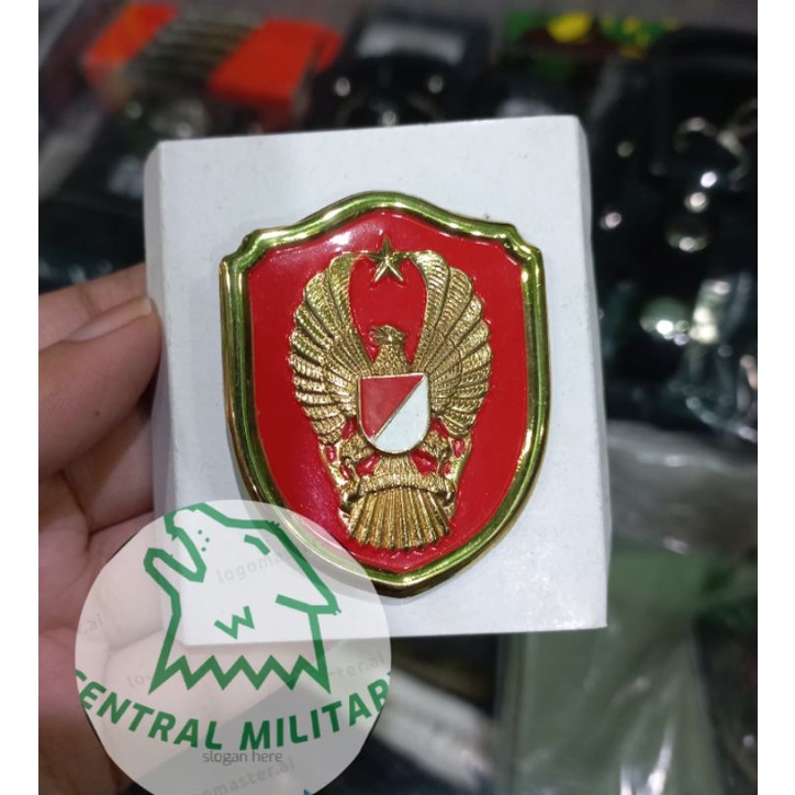 Emblem Ekapaksi - Emblem Baret