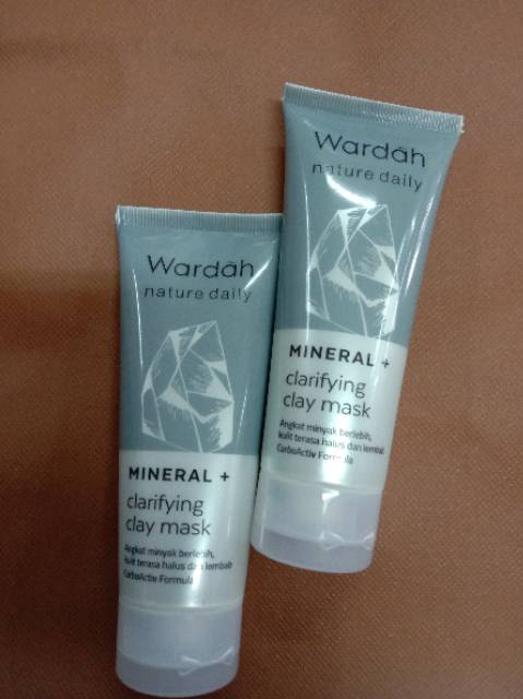 WARDAH NATURE DAILY MINERAL+ CLARIFYING CLAY MASK