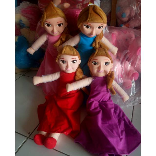 Boneka frozen