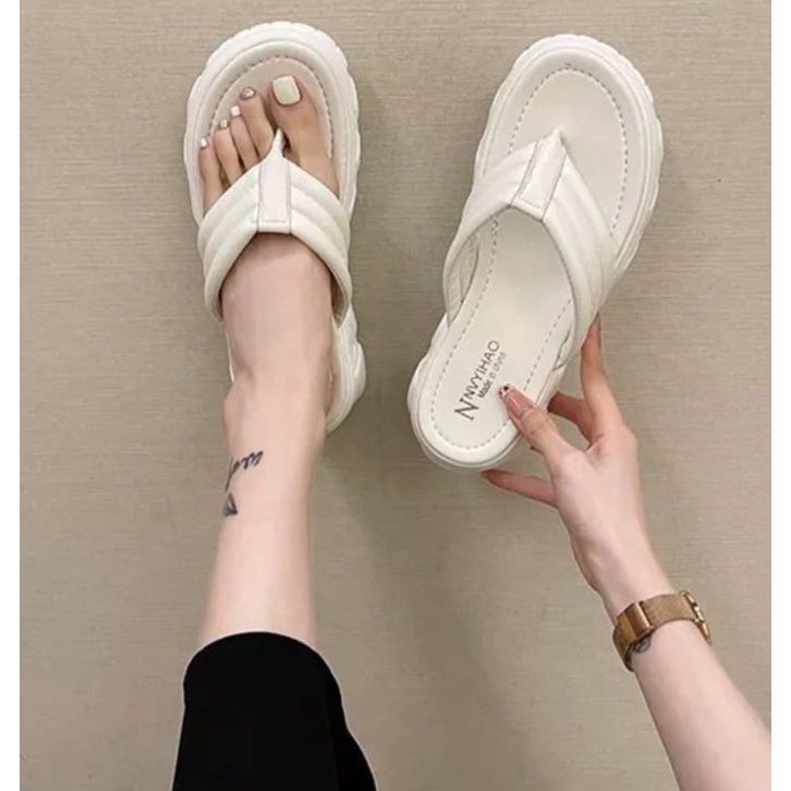 DCAL SANDAL JEPIT FASHION WANITA AP14