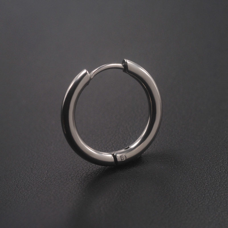 Anting Bentuk Lingkaran Bahan Titanium Steel Gaya Hip-Hop