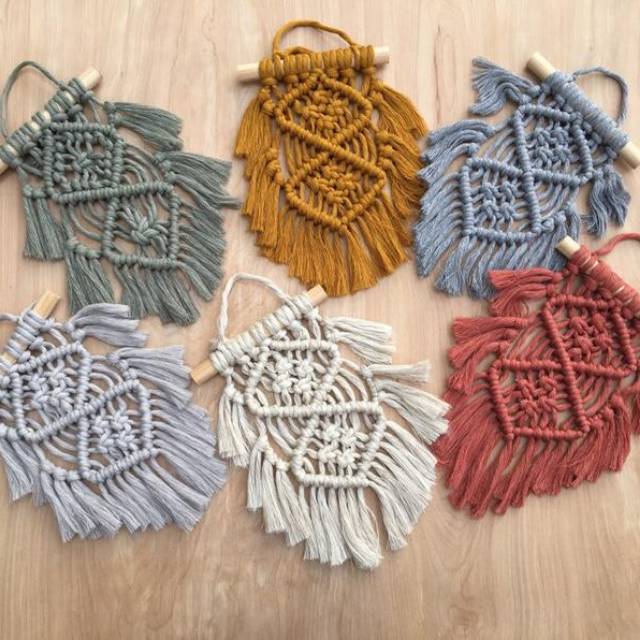 Macrame hanging wall mini / macrame rajut pajangan dinding /macrame wall hanging kecil