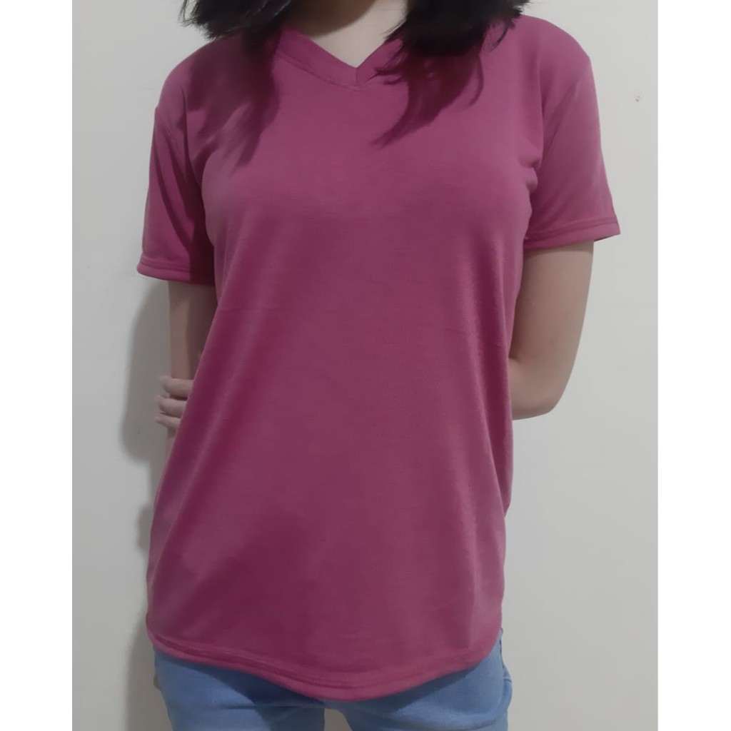 kaos v-neck cewe