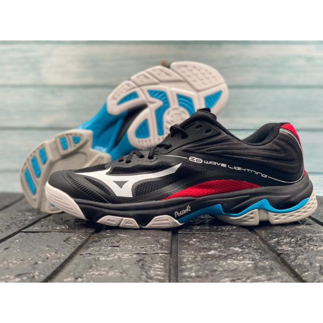 sepatu mizuno wave light