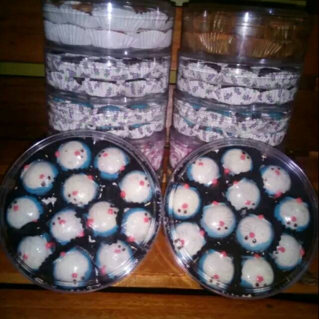 

PROMO COKLAT karakter/praline doraemon