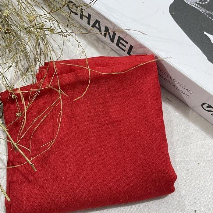 향 kerudung jilbab segi empat bahan katun paris polos  warna merah cabe terang New