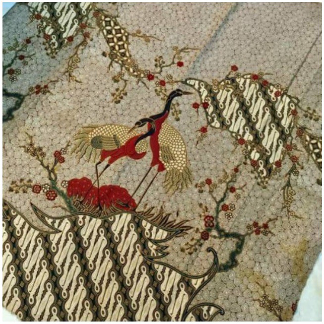 Kain batik solo motif parang putih merak kembar