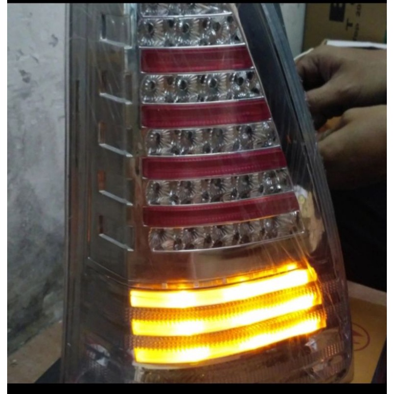 stoplamp innova 2010-2015