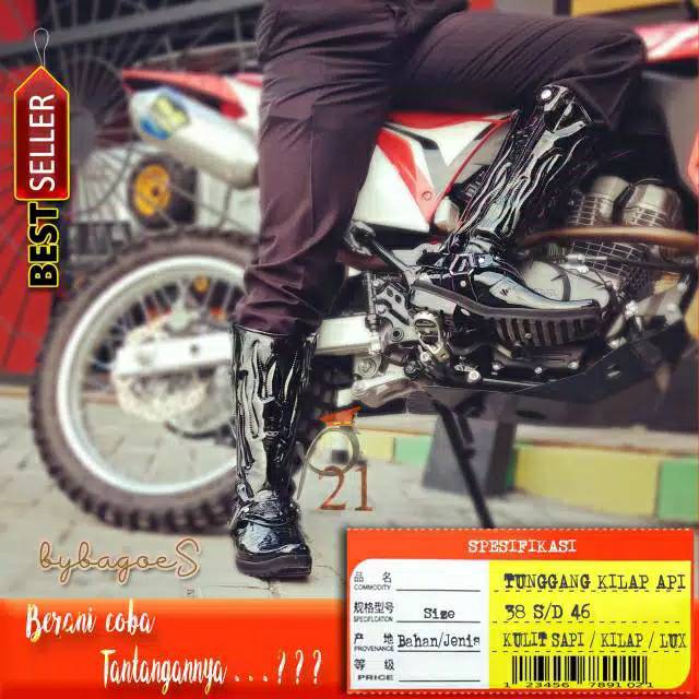 SEPATU TUNGGANG API KILAP P21