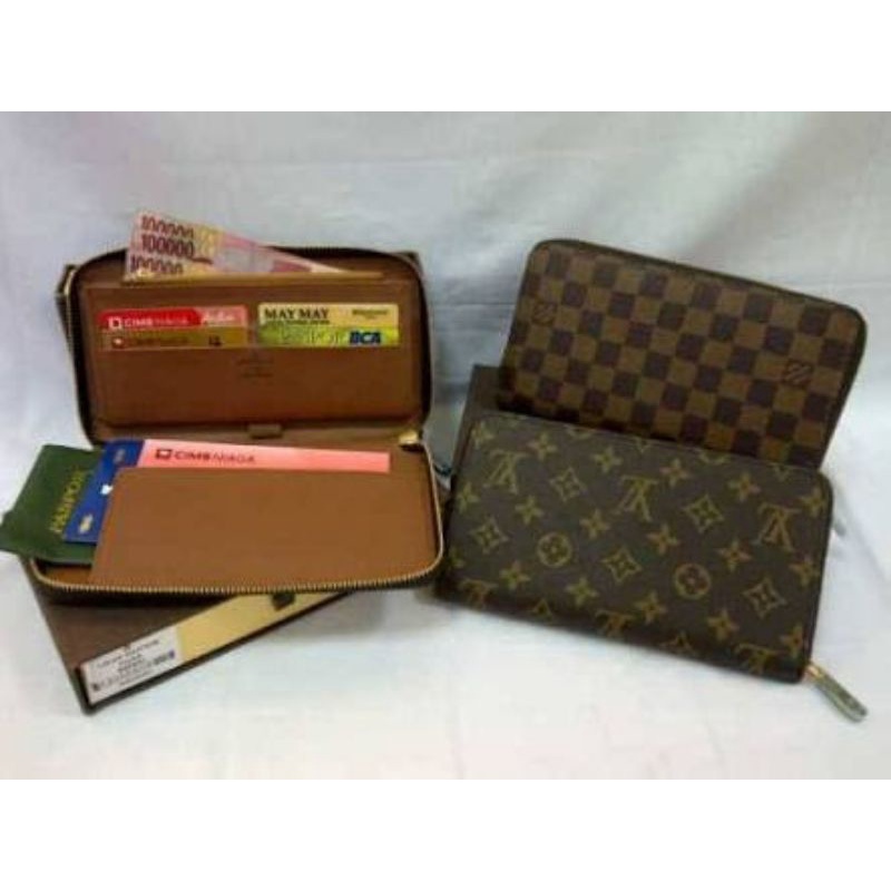 DOMPET WANITA LV 012 / 60003 PASSPORT WALLET LV muat hp juga