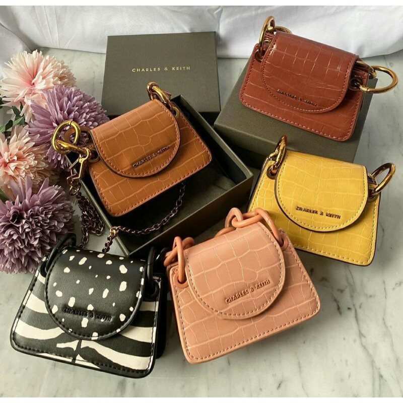tas Charles and kheit chunky croco mini