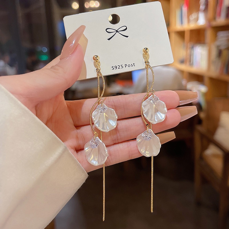 Anting Gantung Panjang Model Rumbai Bahan Silver 925 Dengan Zircon Untuk Wanita