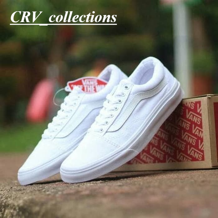 Sepatu Sneakers Pria Warna Putih Terbaru Import Korea Style Flat Shoes Karet Terbaru Kekinian Keren