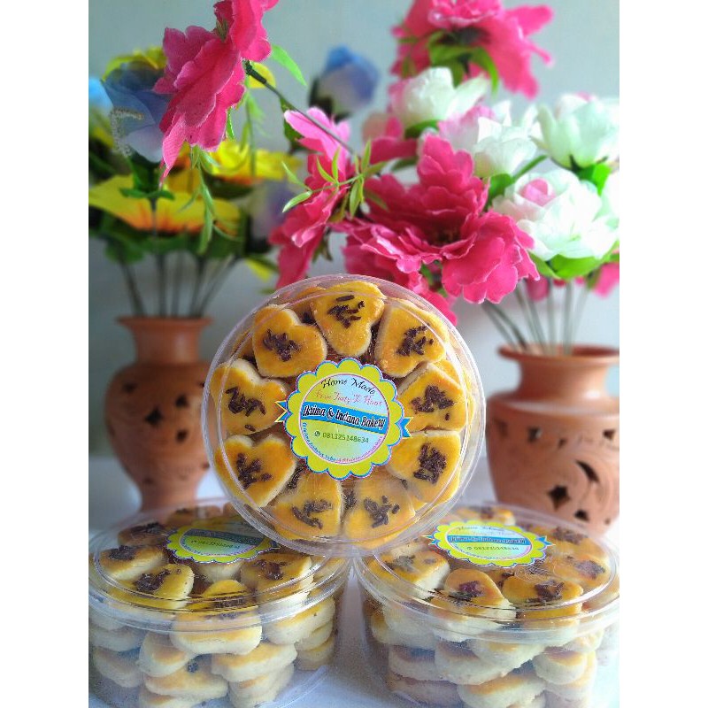 

Kue Kacang