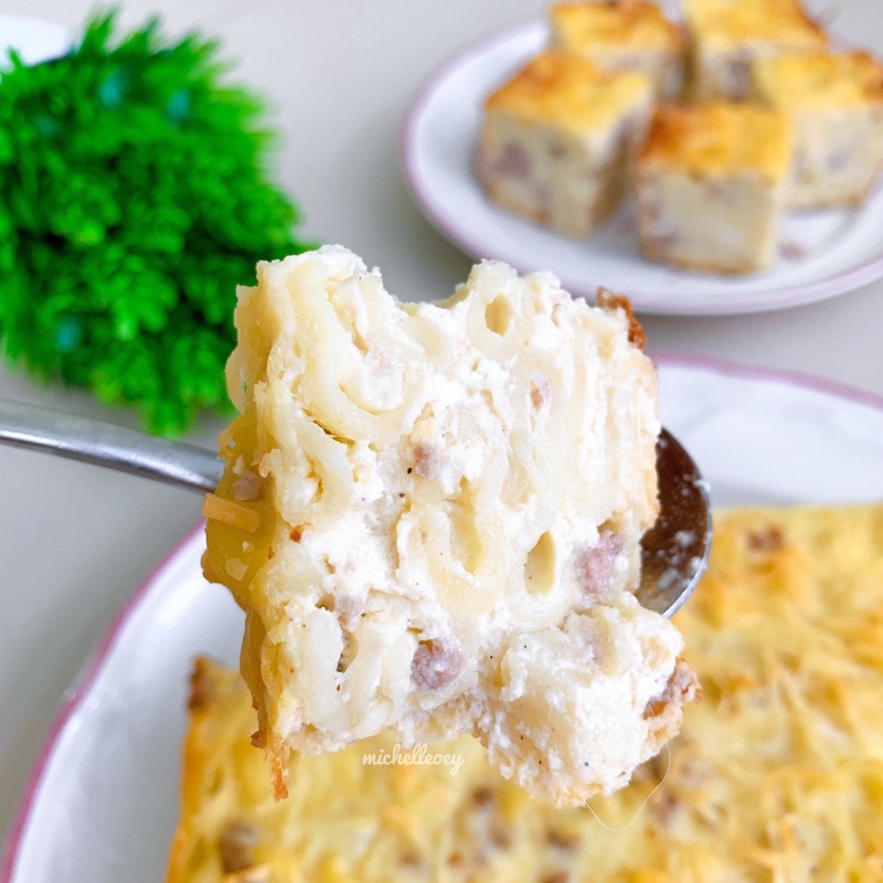 

[PO] MiKitchen - BEEF MACARONI SCHOTEL Premium - LARGE (besar) HALAL