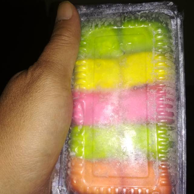 

Pancake Durian mini isi 10