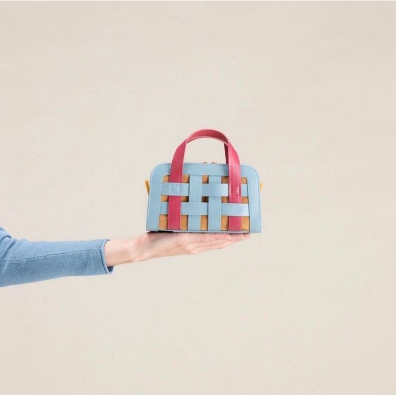 CROZZIE BAG preloved from shanshine.idn