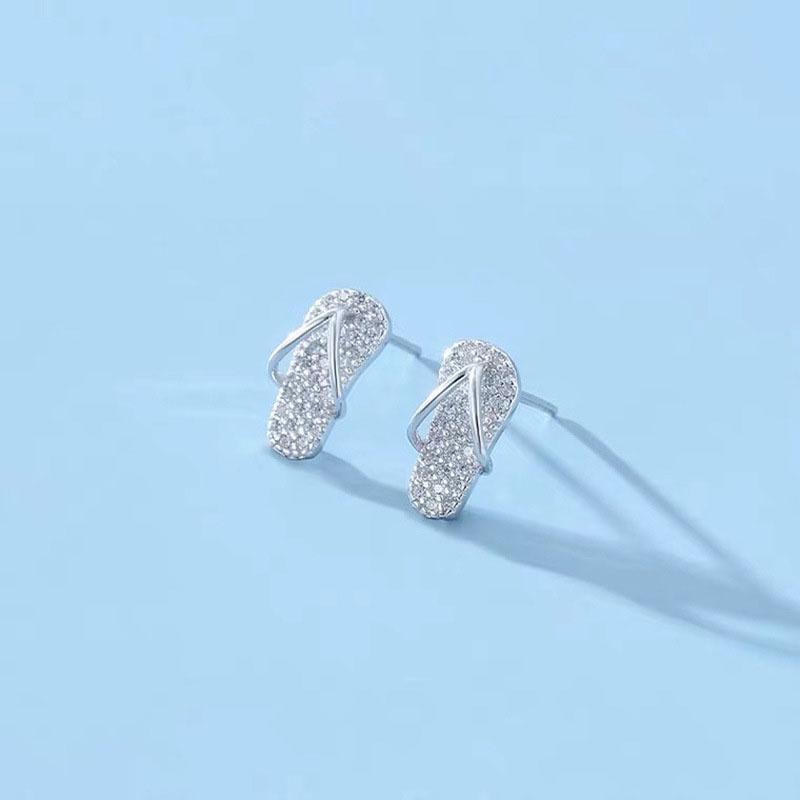 Anting Tusuk Desain Sandal Selop Mini Warna Gold Hias Kristal Untuk Wanita