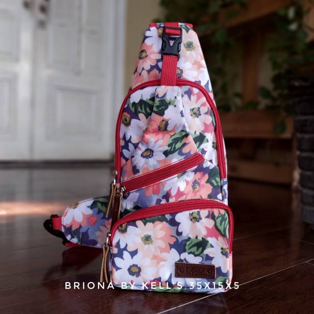 Tas Briona Flower  By. Kells Marllon