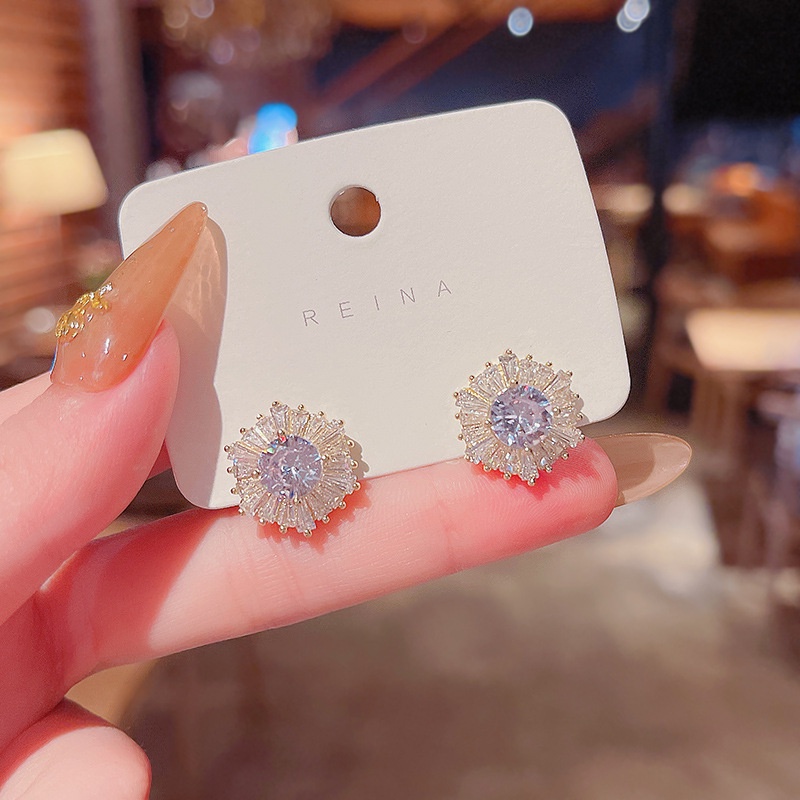 Shuling Top Quality 925 silver needle Super Cute Flower Zircon Stud Earrings Micro-inlaid Circle Earrings Female Diamond Earrings