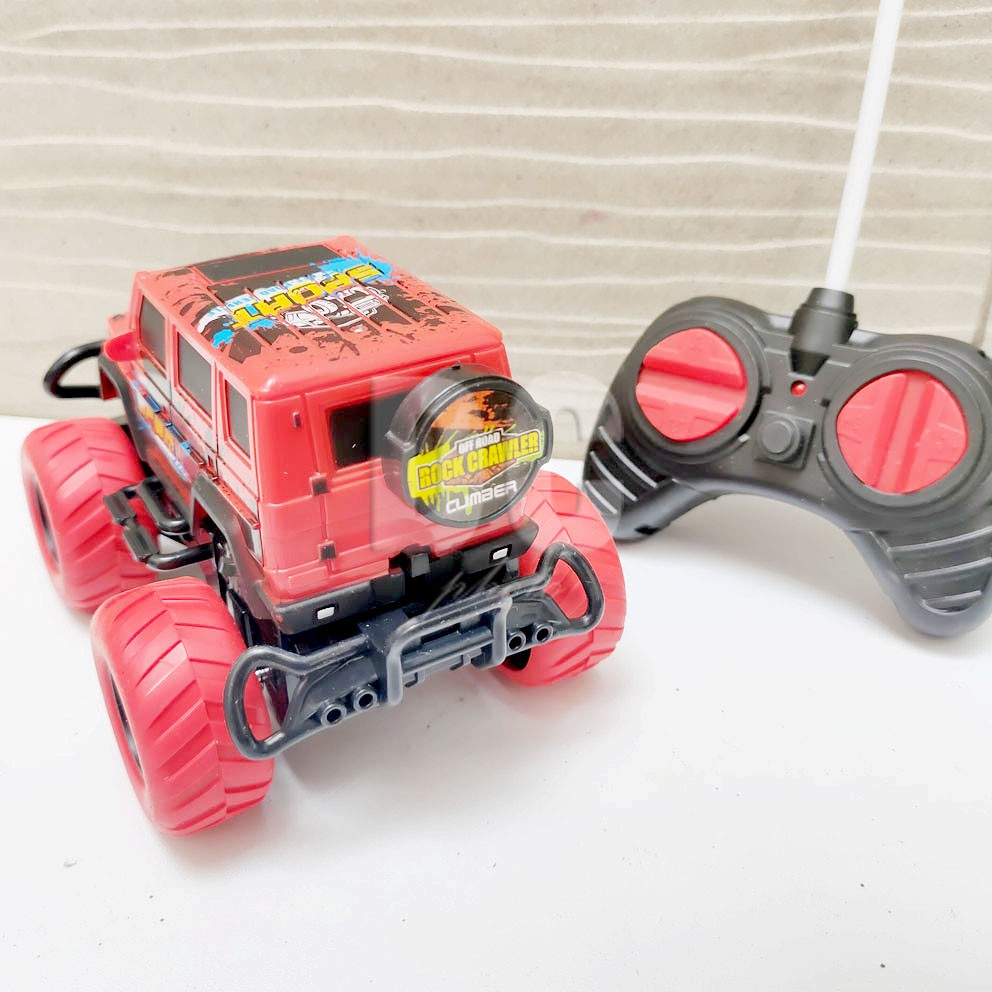 Rock Crawler Mini Climber RC Mainan Mobil Jeep Off Road Remote Captain America