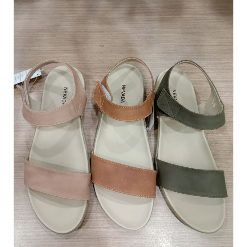 Nevada sandal tali wanita model kretekan branded Matahari