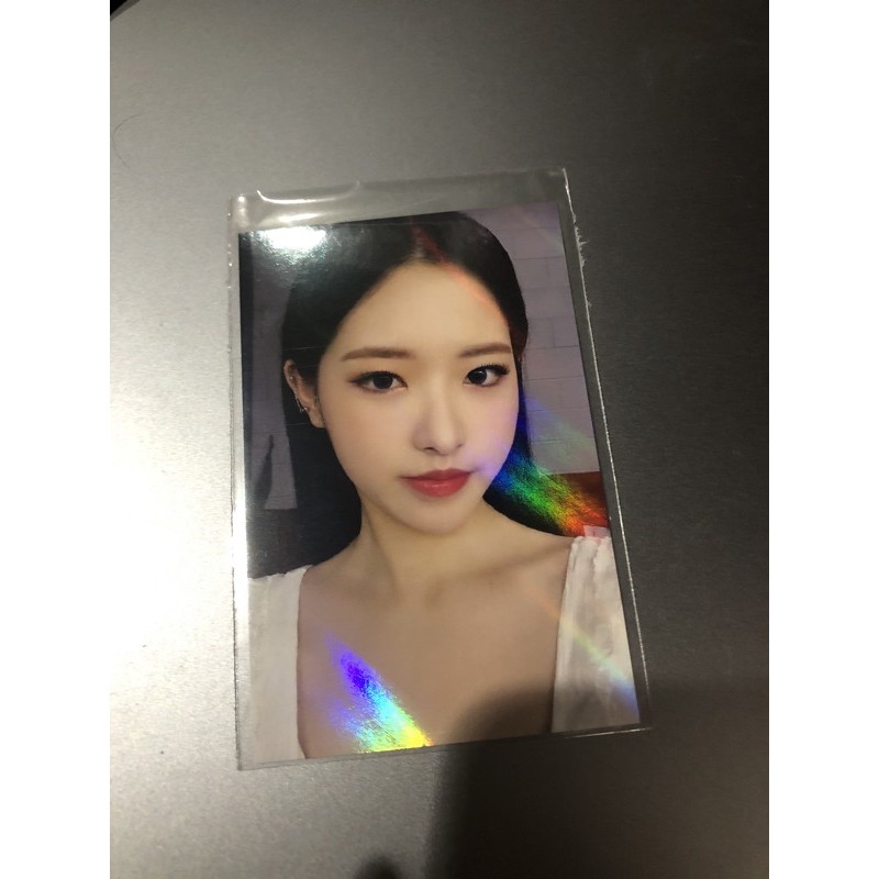 Loona Olivia Hye WD Hologram photocard