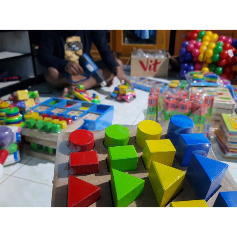 PASAK GEOMETRI TINGKAT