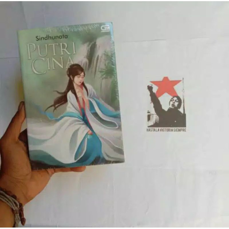 

Putri Cina