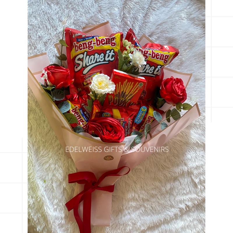 

BUKET VALENTINE / CHOCO BOUQUET / VALENTINE BOUQUET / SNACK BOUQUET/ POCKY LOVE/POCKY BOUQUET