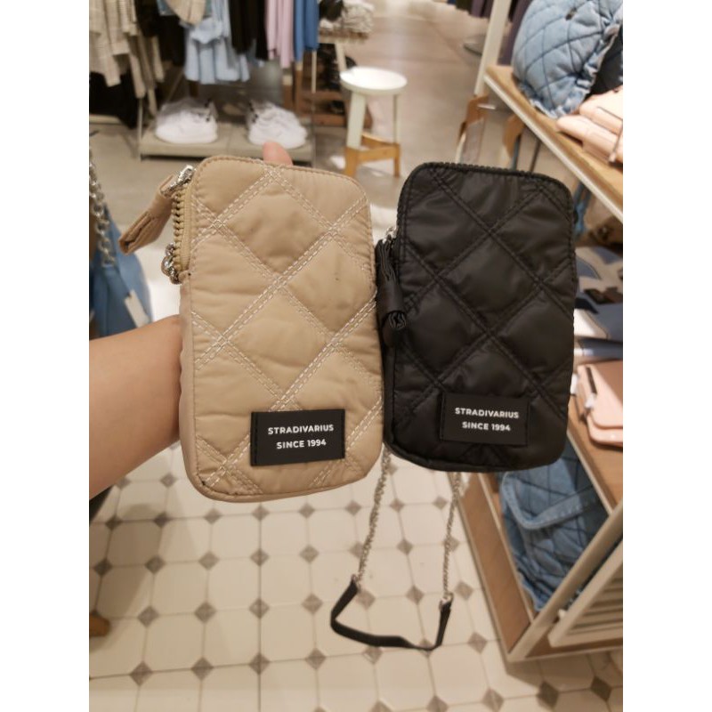 TAS SELEMPANG HANDPHONE STRADIVARIUS
