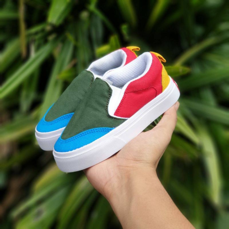 all white rainbow vans