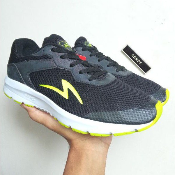 Specs Evo Black Sepatu Running Olahraga Lari Original