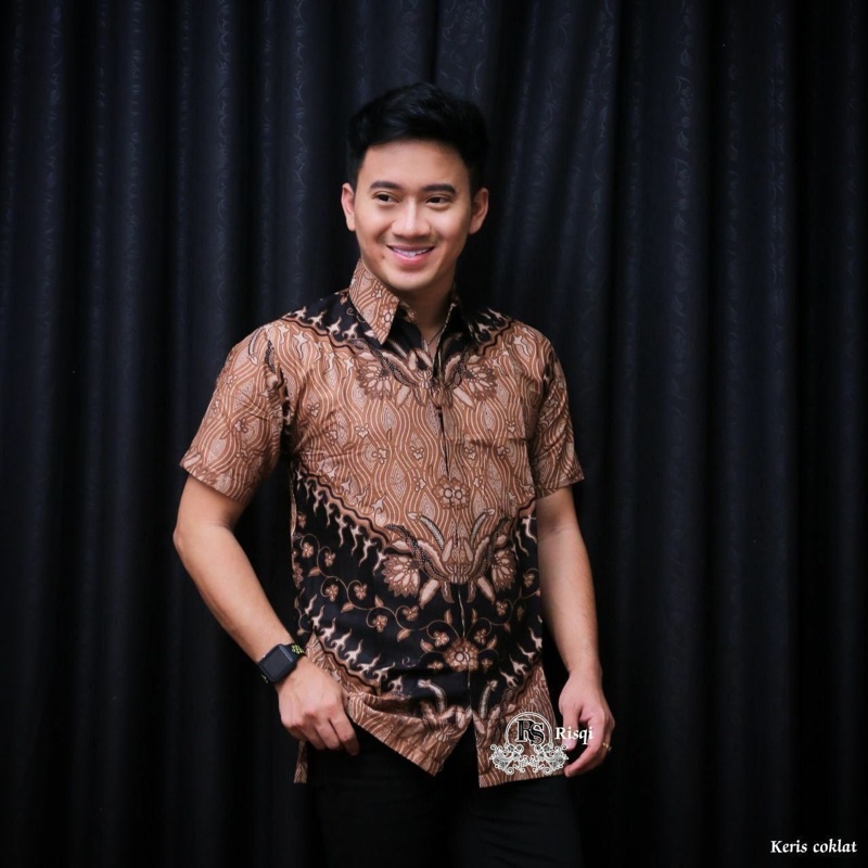 Batik Pria Lengan Pendek Premium BATIK AZMIL HRB026 motif KERATONAN Kode 002 size M L XL XXL