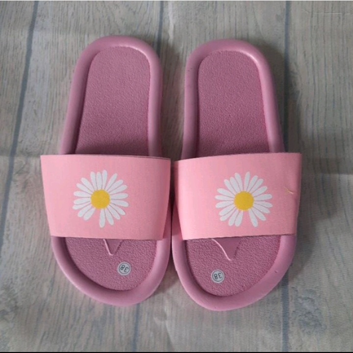 SANDAL WANITA SLOP BUNGA DAISY