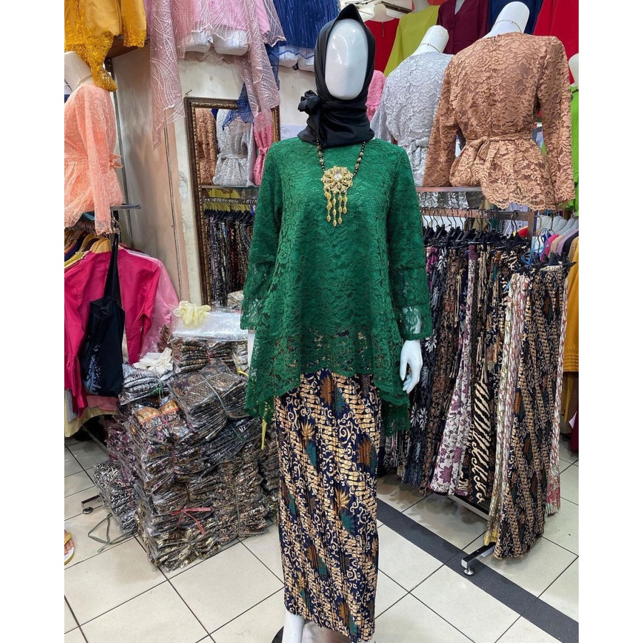 Setelan Kebaya Rinjani dan Rok Plisket / Kebaya Brukat RINJANI JUMBO/ Kebaya Modern / Set Kebaya Bianca / Batik Wanita / Kebaya Brokat / Fashion Wanita