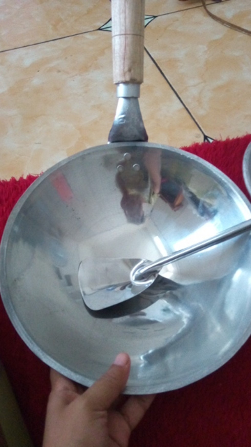 Wajan Gagang Nasi Goreng Tersedia Dua Jenis/wajan Gagang Ketok/wajan Gagang Kayu/wajan Sisik