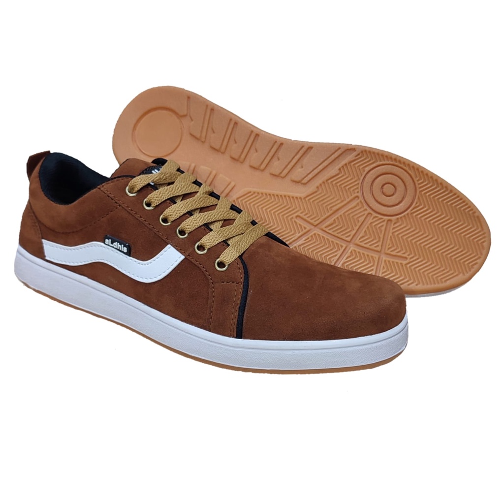 Aldhis CK29 Coklat Sepatu Sneakers Pria Terbaru Brown Gum Sneaker Cowok Dewasa Kekinian Buat Gaya Nongkrong